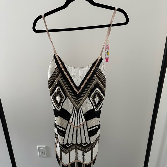 NWT Alice and Olivia beaded dress - Picture 2 of 4